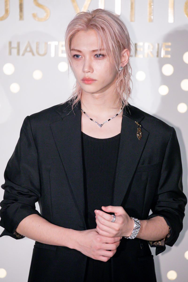 ストレイキッズのフィリックス。写真は昨年8月22日にソウルで開催されたルイ・ヴィトンのハイジュエリーイベントに参加したときのもの/iMBC/Imazins/Getty Images