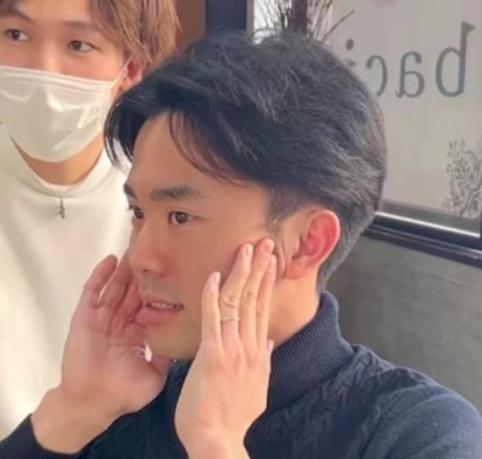 「伸ばしてたけど、やっぱり切りたい」センターパート男性→カッコいいメンズ短髪で、魅力を最大限に引き出す！