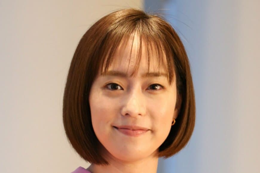 「ミラノに溶け込む美女」石川佳純さんの美貌にうっとり「お人形さんみたい」「絵になる」異国オフショット投稿