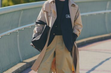 紺ブレとトレンチ。ちょっと粋なおじさんスタイルに挑戦してみよう【FUDGE 3月号連動企画-FUDGEガールの基本4スタイル | DAY 7】 | FUDGE FRIEND | ファッション