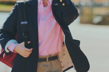 アイビールックには、紺ブレ、カラーシャツ、チノパンツ、デッキシューズ【FUDGE 3月号連動企画-FUDGEガールの基本4スタイル | DAY 9】 | FUDGE FRIEND | ファッション