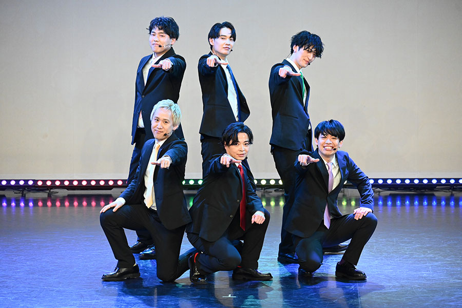 大阪発!イケオジ芸人アイドル・漫烈、結成後すぐ”メンバー半分が上京”…今後の活動に言及 | Lmaga.jp 大阪発!イケオジ芸人アイドル・漫烈、結成後すぐ”メンバー半分が上京”…今後の活動に言及 | Lmaga.jp