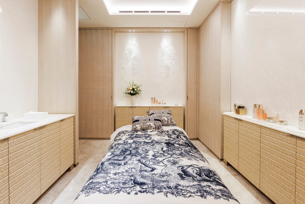 松坂屋名古屋店 ディオール ラ スイート 松坂屋名古屋店 ディオール ラ スイート