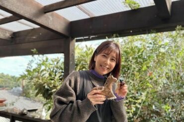 夫は広島カープ元監督...緒方かな子、清楚コーデで美貌ダダ漏れ　声優の長女と仲良し2ショ「二人とも可愛い」: J-CAST ニュース