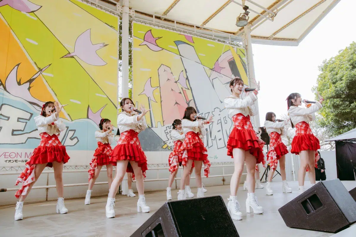 今一番ライブが見たいアイドル！SNS4億回再生『盛れ！ミ・アモーレ』で大躍進中のJuice=Juice、熱気あふれる幕張イベントレポ