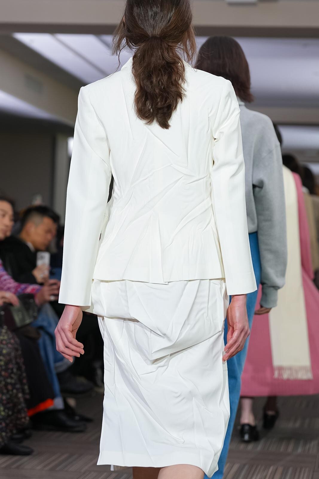 ピリングス 2026-27年秋冬コレクション - 夢と現実のはざまに広がる“日常のドレスアップ”｜写真103