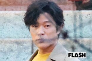 鈴木亮平・大人気主演映画『シティーハンター』第2弾ロケ姿目撃！　ドラマ共演中の“妻”に見せた“もっこり”