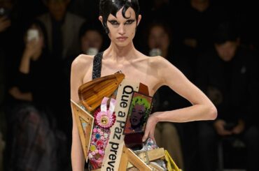 ジュンヤ ワタナベ、さまざまな要素を寄せ集めた“アッサンブラージュ”を披露【2026-27年秋冬 パリコレクション】 | Vogue Japan