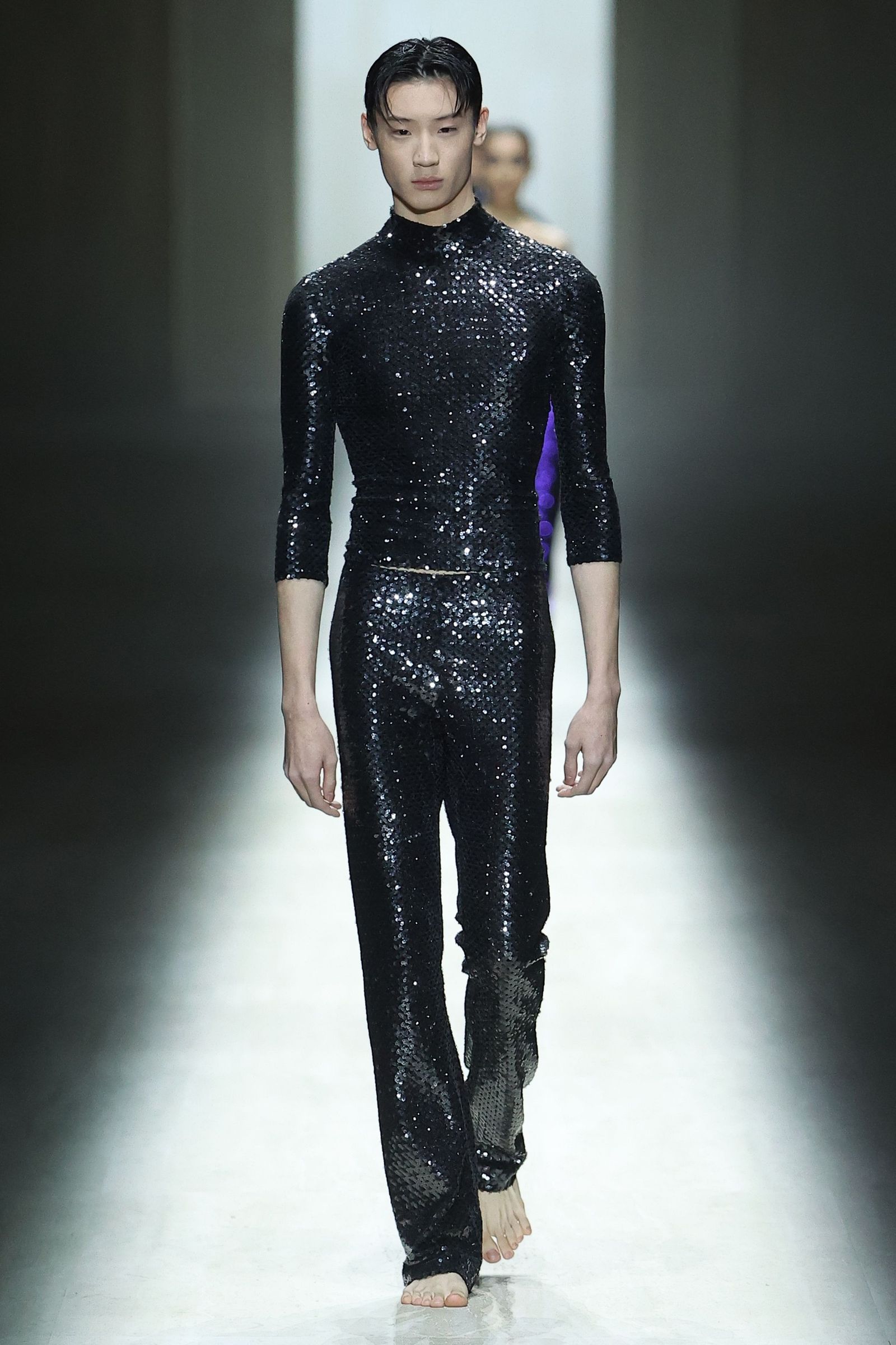 新生グッチ、本格始動。デムナによる初のランウェイショー【202627年秋冬 ミラノコレクション】