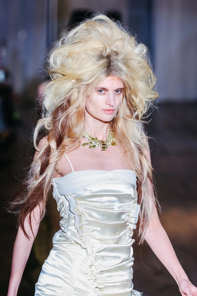 コリーナ ストラーダ