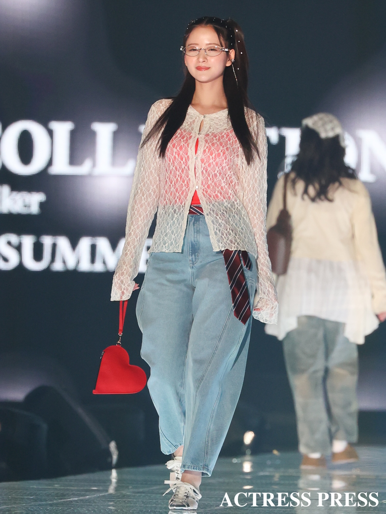 金川紗耶／2026年3月14日、国立代々木競技場　第一体育館にて開催の『TGC 2026 S/S）』にて。撮影：ACTRESS PRESS編集部