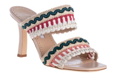 マノロ ブラニク”マチュピチュの民族衣装”着想シューズ、編み込みリボンのサンダルやパンプス - ファッションプレス
