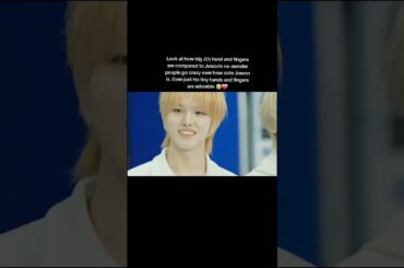 Jl's hand vs. Juwon's hand 🤣💙 #ahof #kpop #ahof_official #jewelz #fy #fyp #trending #shorts #ahof_jl