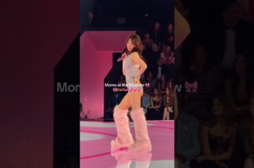 Momo at the VS show 🎀❤️ #MOMO #モモ #모모 #TWICE #트와이스 #VSFashionshow