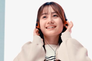 伊藤美来、声優から実写へ！初挑戦で見せた“本気の表情”／ドラマ『毎日に、万一に、ワイドFM』メイキング＋インタビュー