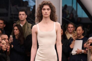 アライア(ALAÏA) 2026-27年秋冬ウィメンズコレクション - ファッションプレス