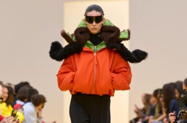 ロエベ(LOEWE) 2026-27年秋冬ウィメンズコレクション - ファッションプレス