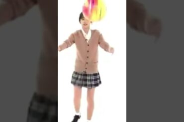 【武田玲奈】ミニスカート制服でリフティング！5回成功するまで奮闘