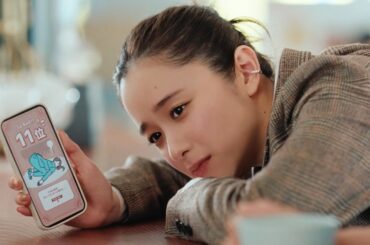 堀田真由、占いの結果にショック！？　“いい未来”について考える　三菱UFJ eスマート証券 新CM「いい未来に、いい投資。」編