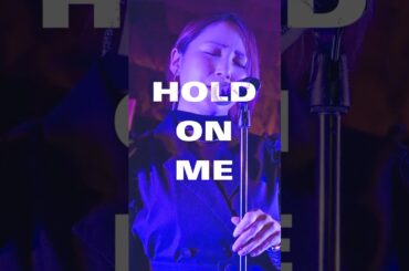 抱いてHOLD ON ME!