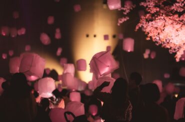 有明の夜空にランタンが舞う―TOKYO DREAM PARK「有明春祭り」さまぁ〜ず三村・霜降り明星せいや・ハライチ澤部・櫻坂46メンバーも登場！ | 株式会社テレビ朝日のプレスリリース