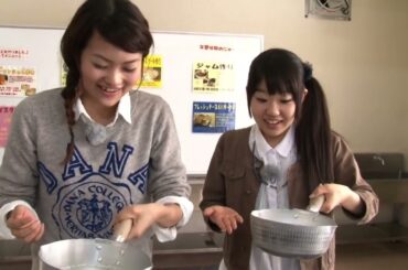 早見沙織と東山奈央がチーズ作りに挑戦
