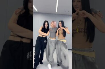 THAT'S A NO NO w/ Choreographers💘 #ITZY #YEJI #예지 #THATSANONO #대추노노