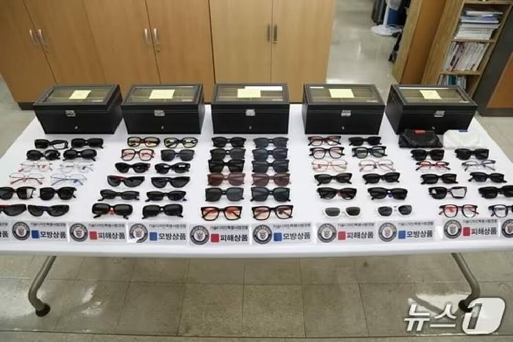 3Dスキャンで一致率99%・精巧模倣で立件、韓国「模倣デザイン」摘発の新基準…ファッション業界に衝撃 写真枚 国際ニュース:AFPBB News 3Dスキャンで一致率99%・精巧模倣で立件、韓国「模倣デザイン」摘発の新基準…ファッション業界に衝撃 写真枚 国際ニュース:AFPBB News