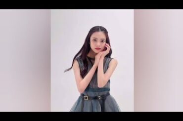 「遠藤光莉の20歳→26歳振り袖比較💚美しさの進化に感動」#櫻坂46 #遠藤光莉 #振り袖 #成人式 #比較ショット #大人の魅力 #後撮り #アイドルニュース #成長記録 #美しさの進化