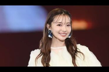 💖元NMB48村瀬紗英、美脚ミニスカ×黒タイツでドキドキ😍「デートしたい！」【Japan Hub】