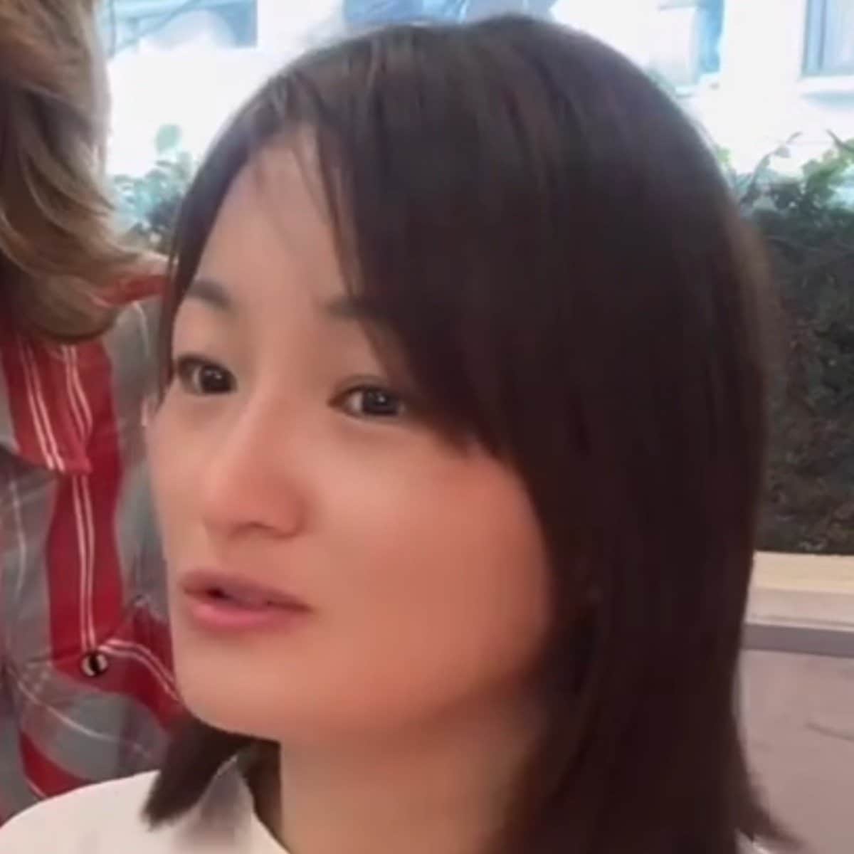 【大変身】「楽なショートヘア」を希望の女性が大胆イメチェン!「めっちゃいい感じです」と大満足の仕上がりに 「一生、美しく」を戦略にする。内閣府データから紐解く、2026年の資産形成とウェルビーイングも解説 | LIMO | くらしとお金の経済メディア 【大変身】「楽なショートヘア」を希望の女性が大胆イメチェン!「めっちゃいい感じです」と大満足の仕上がりに 「一生、美しく」を戦略にする。内閣府データから紐解く、2026年の資産形成とウェルビーイングも解説 | LIMO | くらしとお金の経済メディア