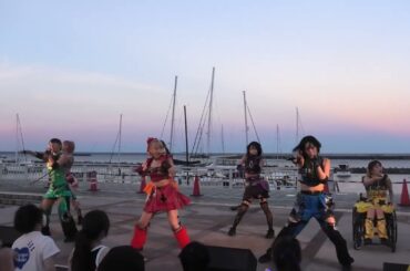 ＠２０２５年７月２５日@仮面女子@全開☆ヒーロー＠熱海であそぼ！花火であそぼ！第２部@熱海海上花火大会2005夏@熱海親水公園イベント広場@18:49