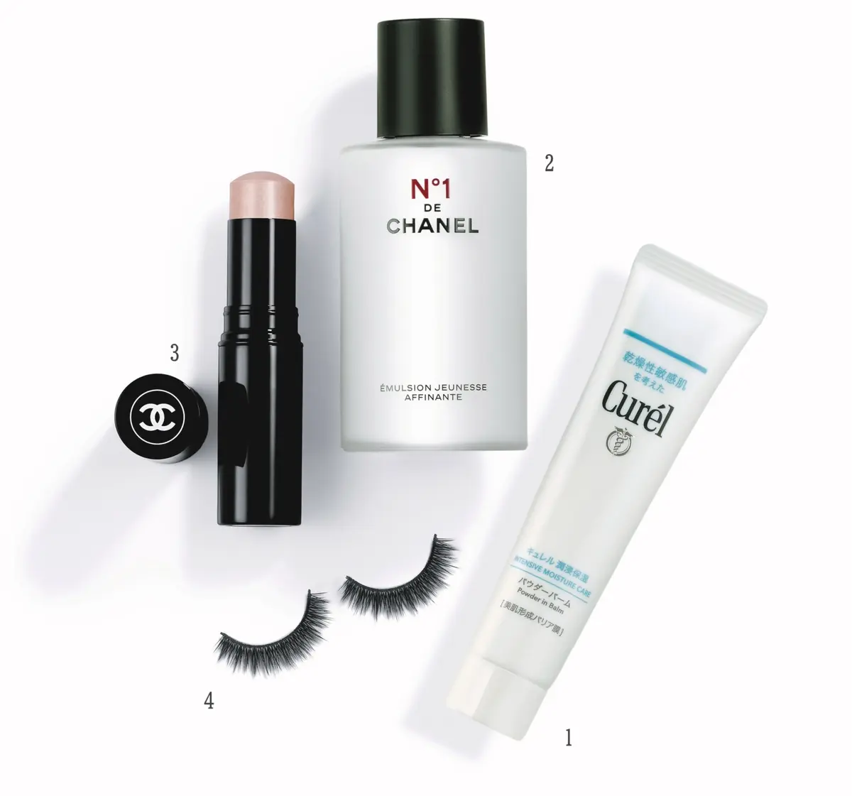 齋藤薫 なぜ試さないの? なぜ挑まないの? 実験美容を楽しむと、綺麗の道が劇的に開かれる シャネル キュレル つけまつげ