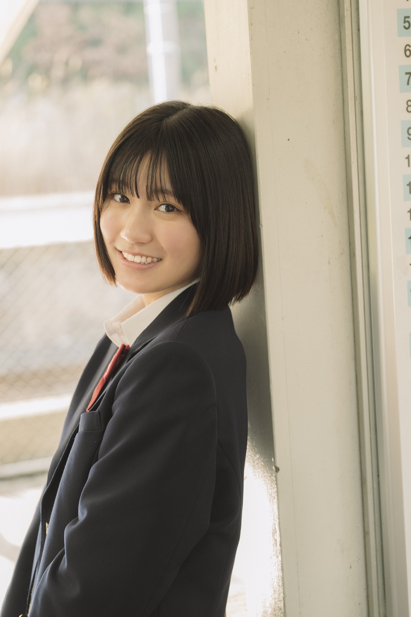 櫻坂46山崎天＆日向坂46渡辺莉奈が表紙『B.L.T.graduation2024高校卒業／中学卒業』2冊同時発売 - 画像一覧（8/16）