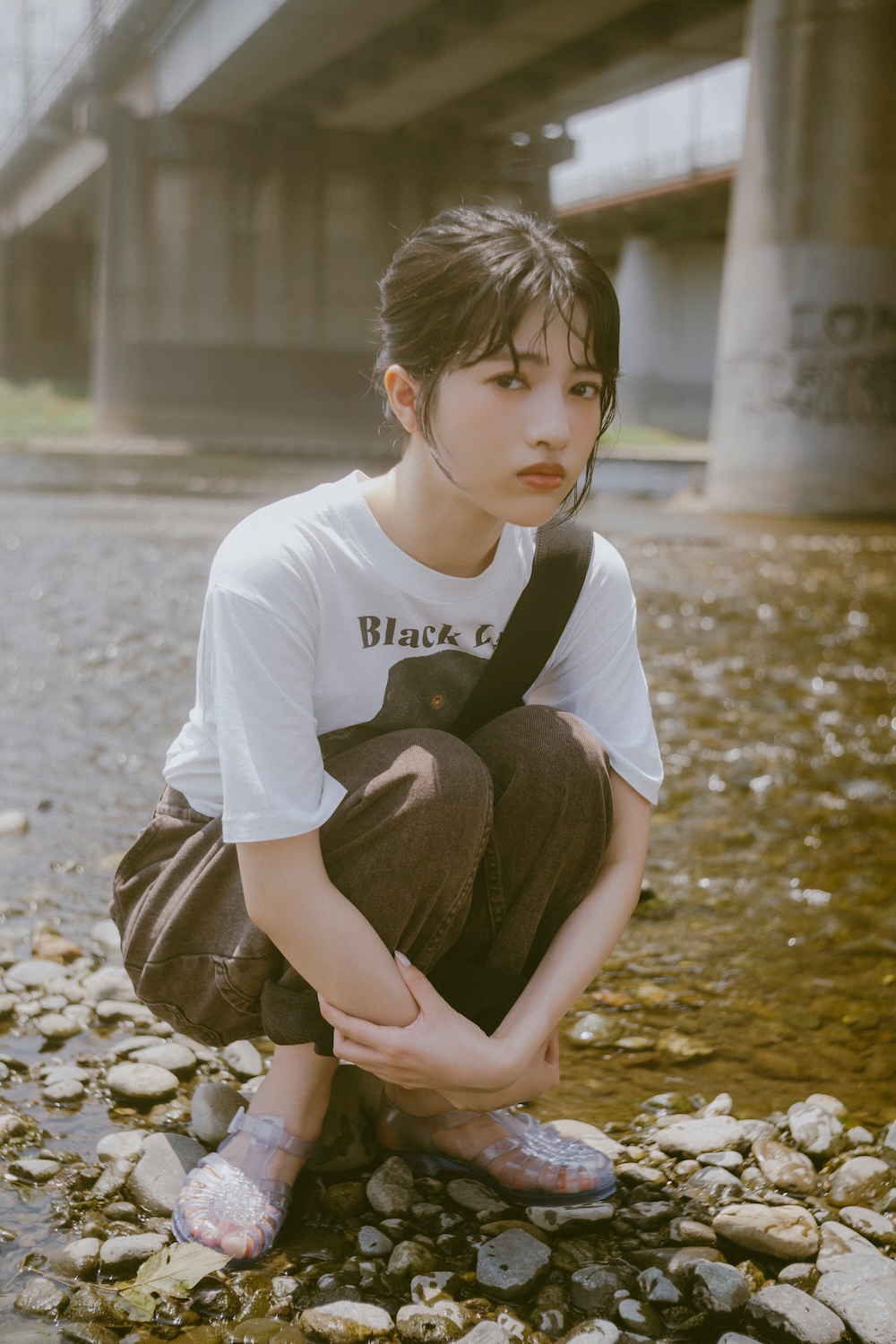 乃木坂46と紡ぐ、美しい夏のショートストーリー！『B.L.T.9月号』に川﨑桜、小川彩、林瑠奈が登場 - 画像一覧（10/28）