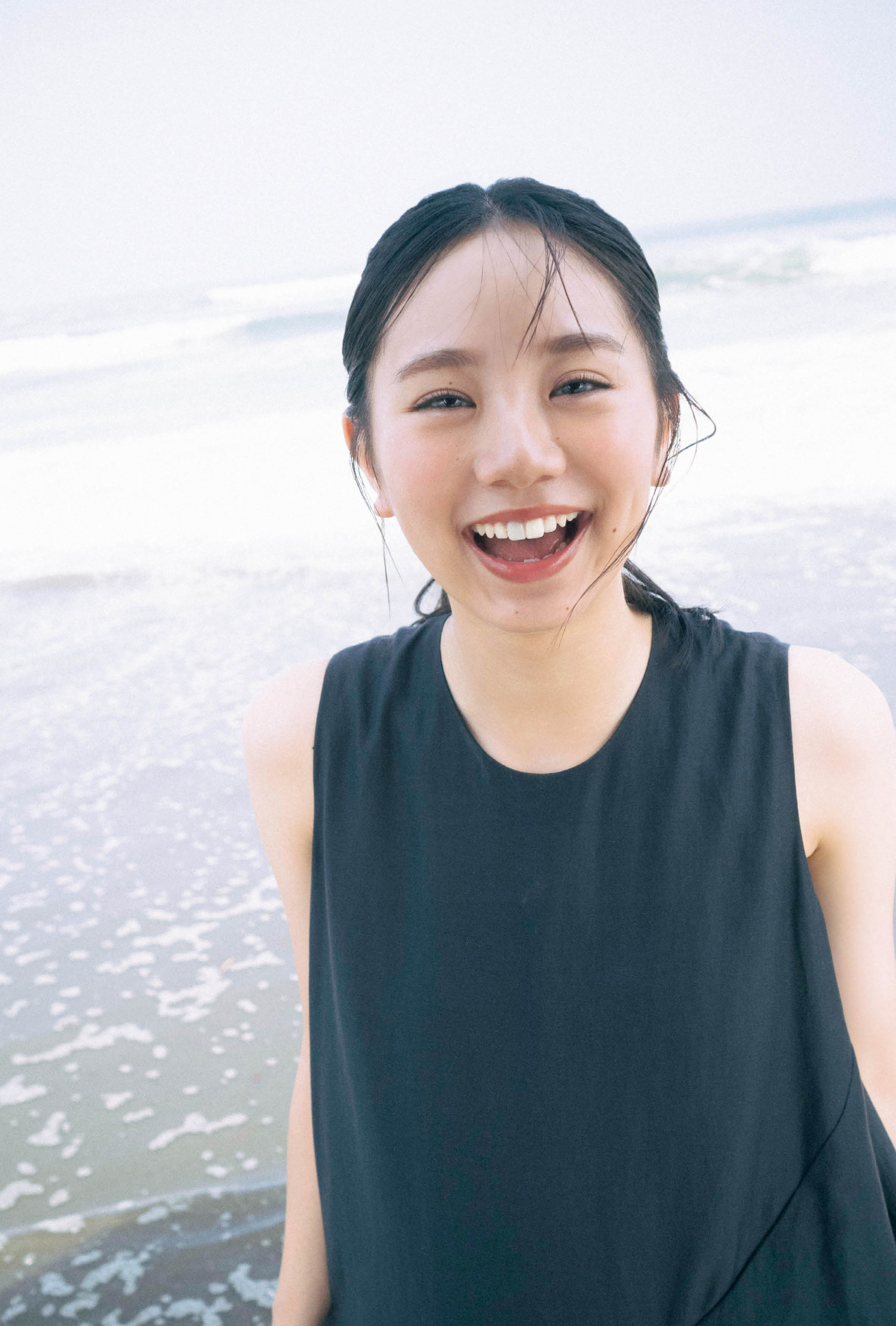 乃木坂46と紡ぐ、美しい夏のショートストーリー！『B.L.T.9月号』に川﨑桜、小川彩、林瑠奈が登場 - 画像一覧（24/28）