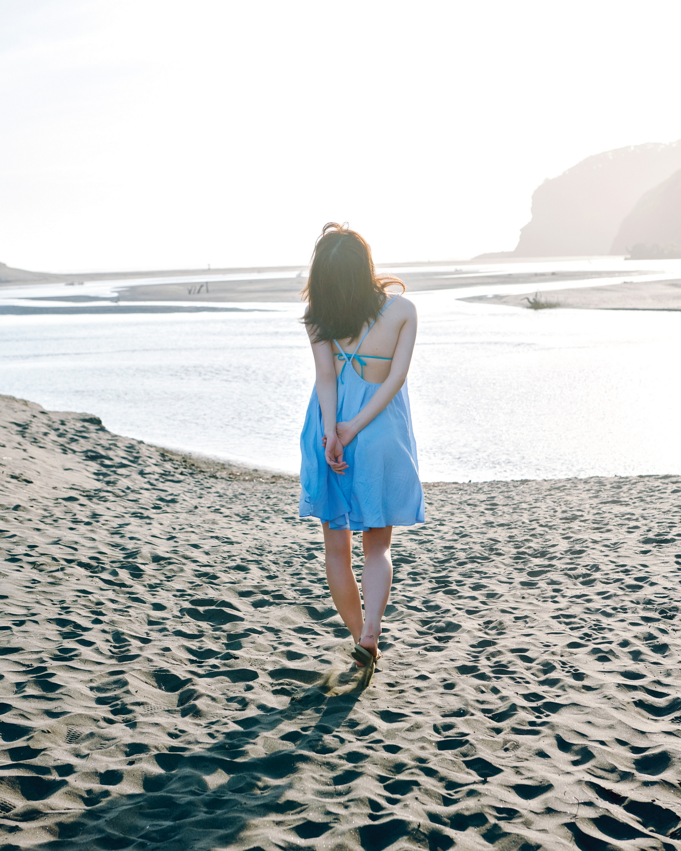 櫻坂46松田里奈1st写真集『まつりの時間』裏表紙カット解禁！ショップ限定版も3種類登場 - 画像一覧（2/4）