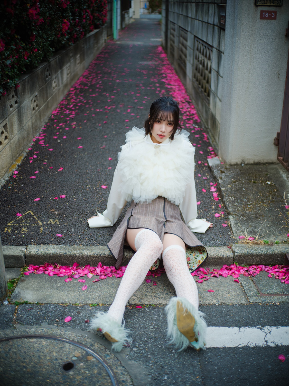 日向坂46藤嶌果歩『blt graph.vol.114』表紙＆巻頭に登場！裏表紙は五期生の松尾桜 - 画像一覧（8/10）