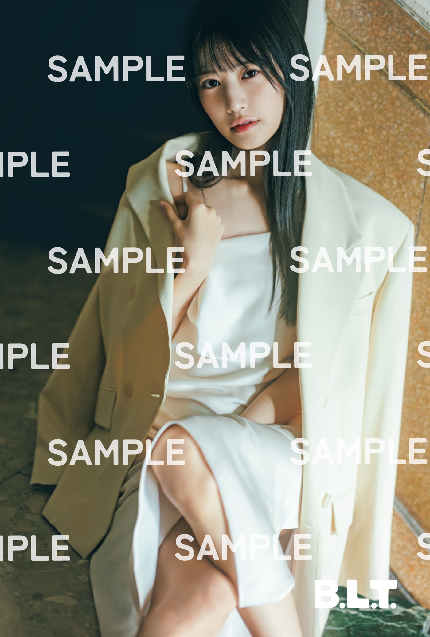 櫻坂46藤吉夏鈴『B.L.T.』初ソロ表紙、向井純葉・浅井恋乃未がグラビア登場！乃木坂46鈴木佑捺、AKB48伊藤百花も - 画像一覧（9/14）