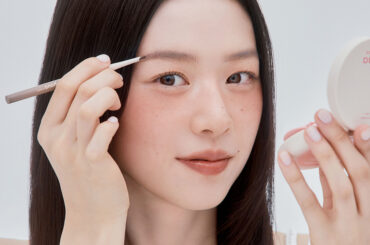 ファミマ限定コスメ「ハナ バイ ヒンス」が初のアイブロウペンシルを発売　フルメイクが可能に - WWDJAPAN