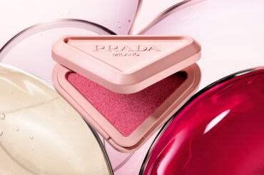 「プラダ ビューティ」から初のチーク　軽やかにまとう透ける血色感 - WWDJAPAN