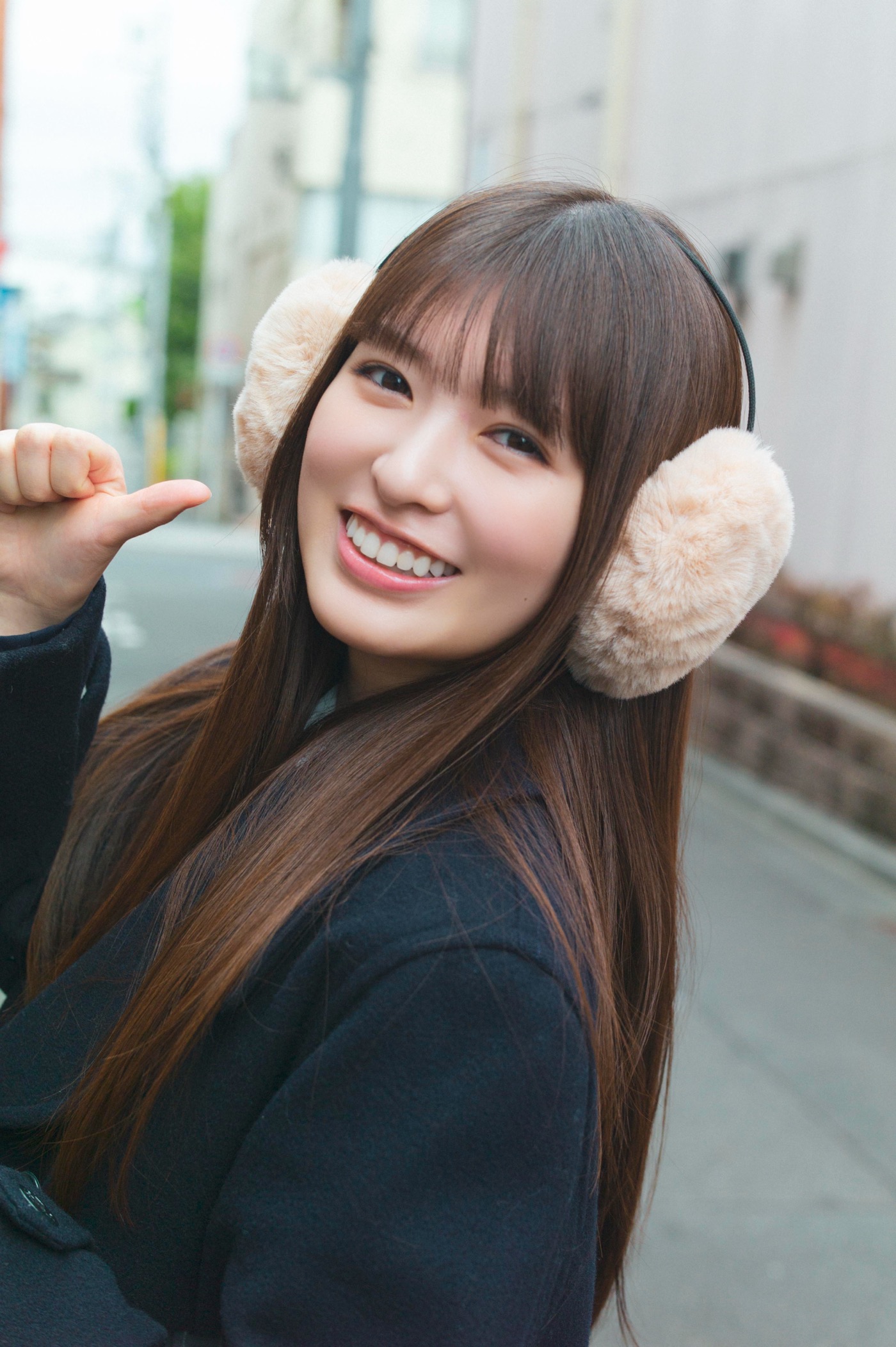 サヨナラ制服。乃木坂46小川彩が表紙を飾る『B.L.T.graduation2026中学・高校卒業』表紙＆裏表紙＆特典ポストカード絵柄解禁 - 画像一覧（6/19）