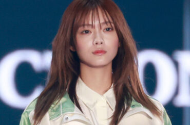 【TGC】櫻坂46田村保乃、ランウェイで透明感あふれる美貌　スラリ美脚も披露 | ORICON NEWS | 国内海外のニュース