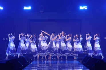 「CREATEs presents IDOL RUNWAY COLLECTION 2026 Supprted by TGC」でライブパフォーマンスを披露する乃木坂46　（C）CREATEs presents IRC 2026