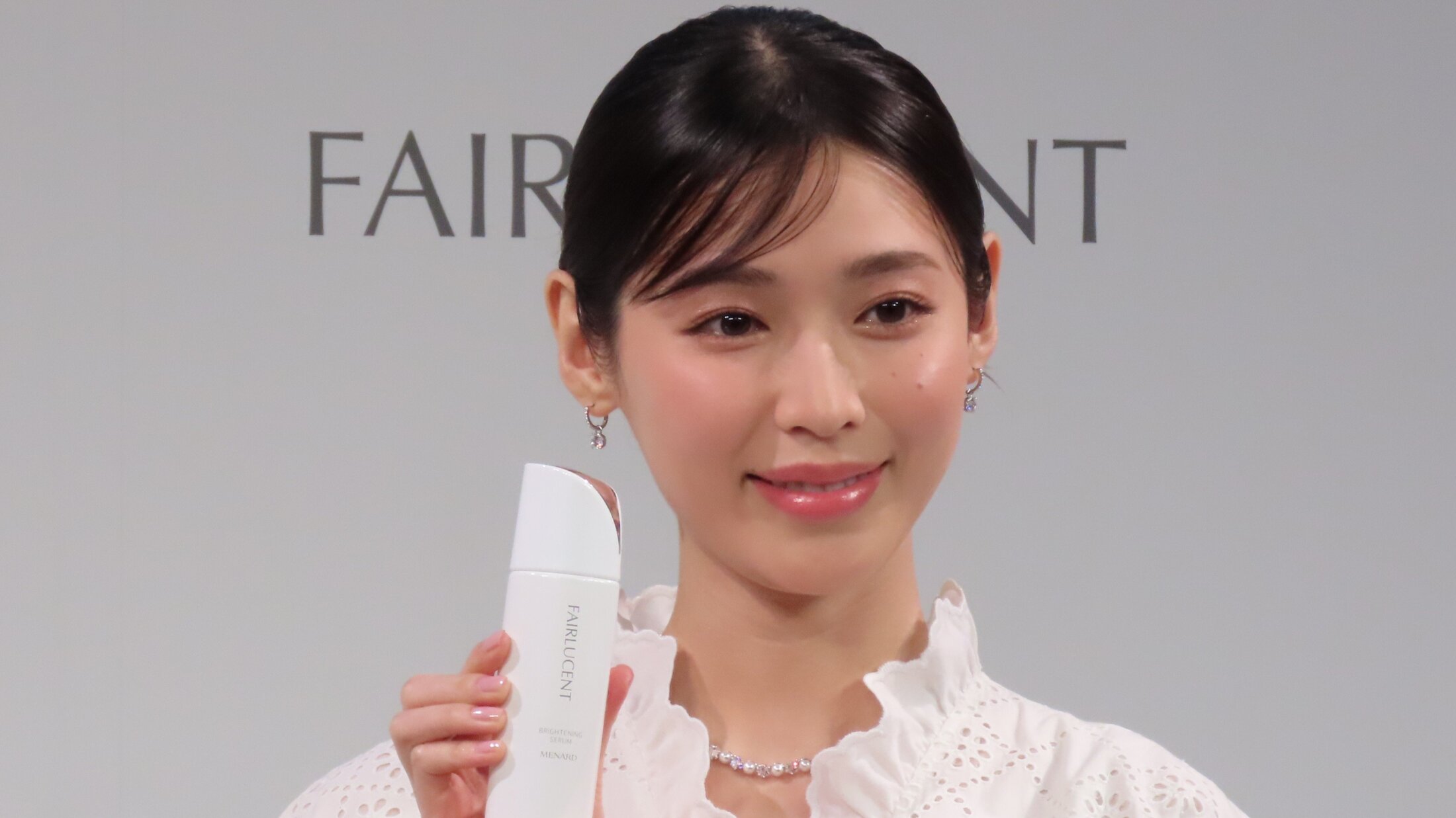 【 白石聖 】美肌の秘密は〝どんなに眠くてもメイク落とし〟デビュー10周年「ハートは10年前と変わっていない」(TBS NEWS DIG Powered by JNN) 【 白石聖 】美肌の秘密は〝どんなに眠くてもメイク落とし〟デビュー10周年「ハートは10年前と変わっていない」(TBS NEWS DIG Powered by JNN)