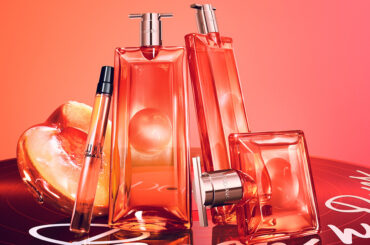 「ランコム」のアイコンフレグランス“イドル”にピーチの香りが新登場　オリヴィア・ロドリゴのキービジュアルも公開 - WWDJAPAN