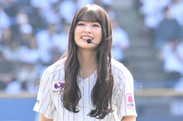 西武戦の始球式に登場した乃木坂46の小川彩さん【写真提供：産経新聞社】