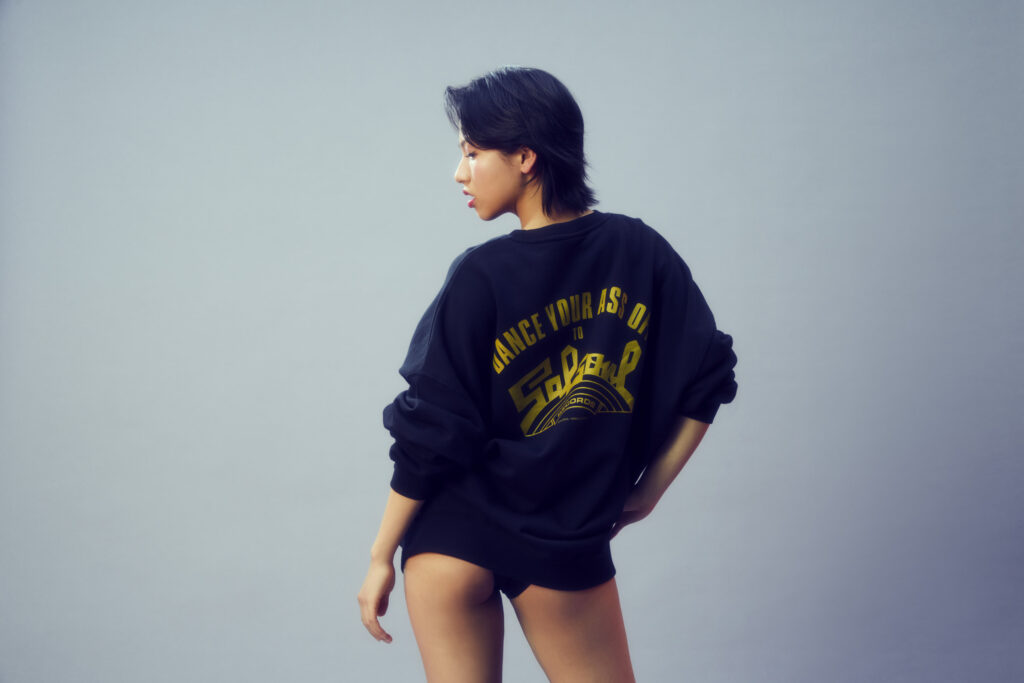 ISNESS MUSICがニューヨークの名門レーベルSALSOUL RECORDSとコラボ。Tシャツやスウェット、キャップをリリース | EYESCREAM ISNESS MUSICがニューヨークの名門レーベルSALSOUL RECORDSとコラボ。Tシャツやスウェット、キャップをリリース | EYESCREAM