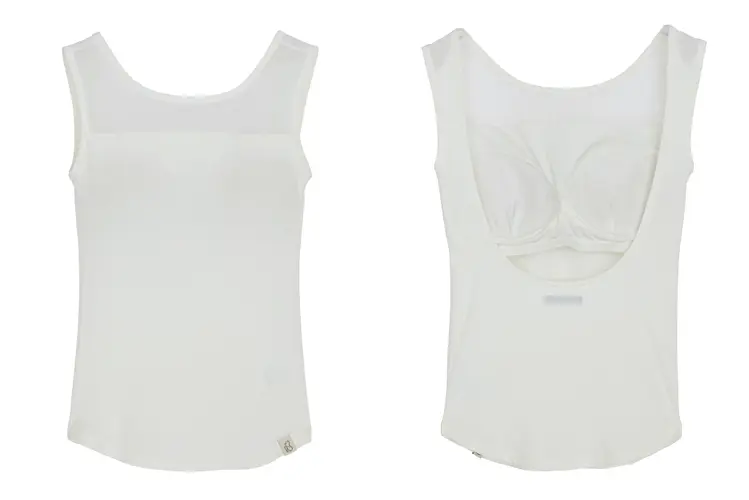 カップ付きノースリーブ白