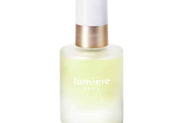 超絶美肌の53歳読者に聞いた！若見えを叶える「褒められオイル」名品3選 | 美ST ONLINE